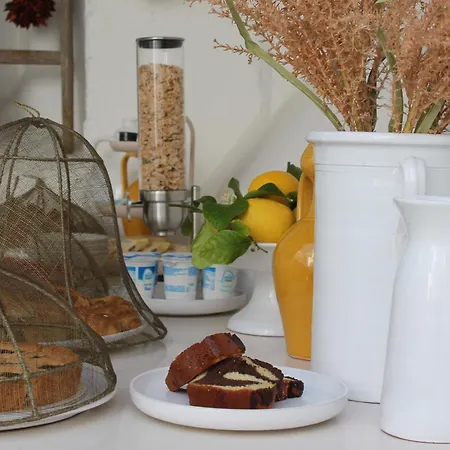 Palmieri Luxury Oda ve Kahvaltı 3*