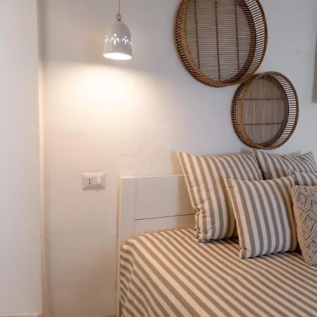 Palmieri Luxury Oda ve Kahvaltı 3*